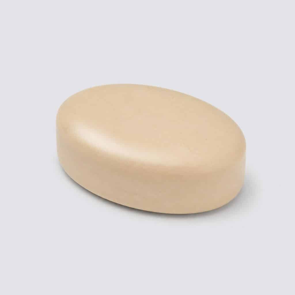 Savon surgras pH neutre présenté seul sur fond neutre